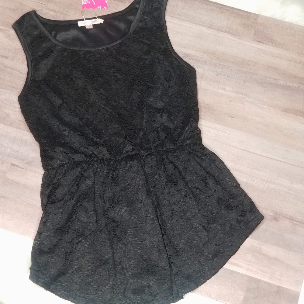 NEW Black Lace Peplum Sleeveless Top